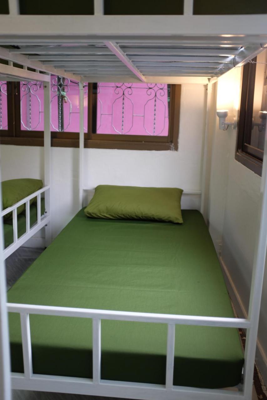 Mint Hostel Банкок Екстериор снимка
